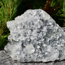 Mäekristalli kobar turmaliini suletistega (120x68x95mm)